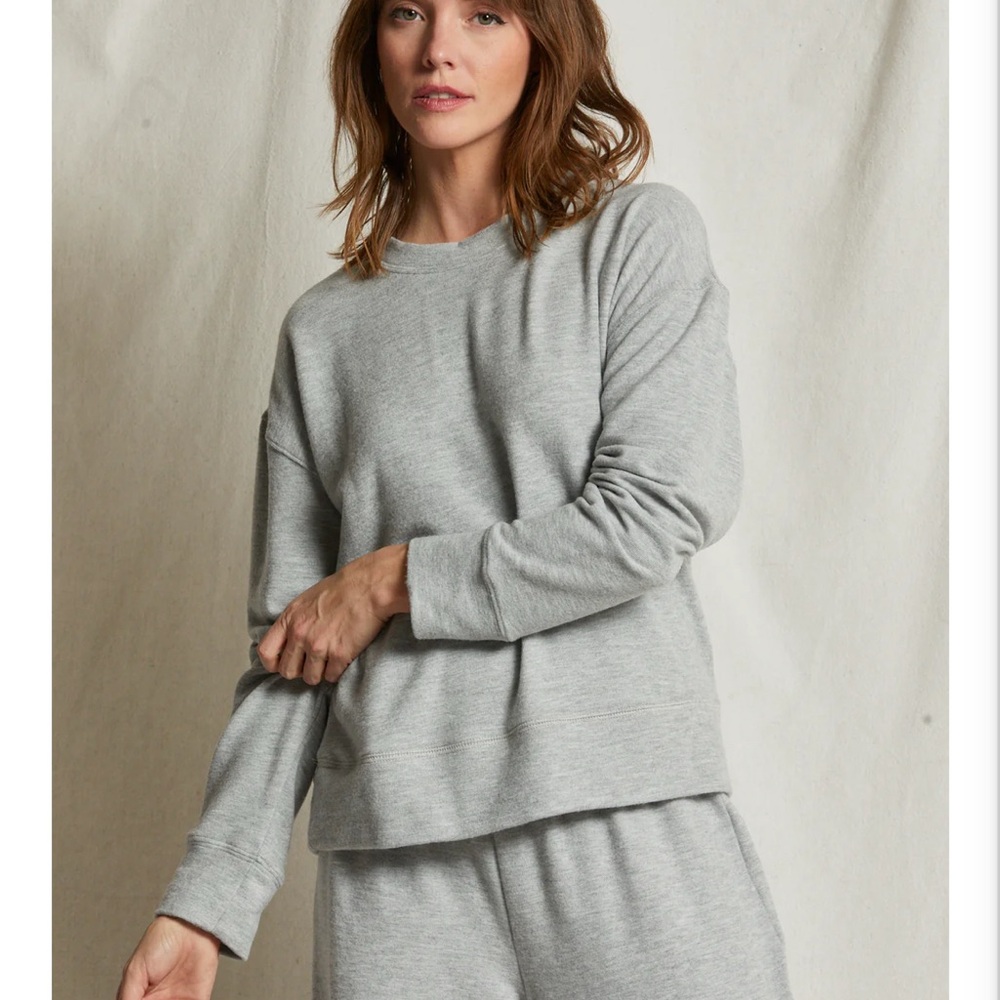 Perfectwhitetee Heather Gray Top
